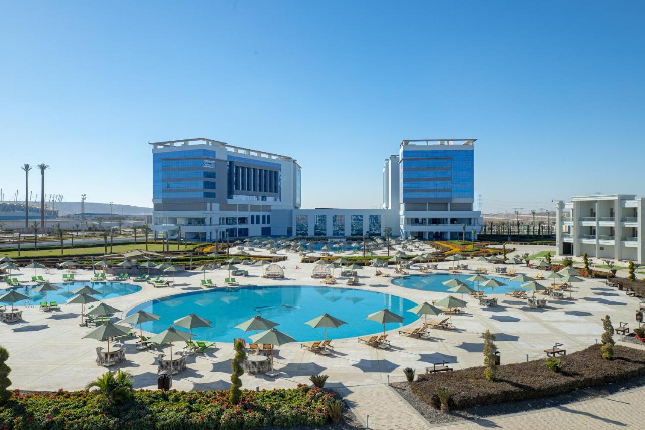 Tolip Olympic International City New Cairo Exteriör bild